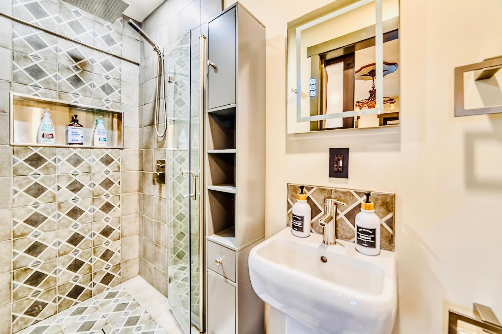 Neocolonial Nouveau Kensington Vacation Home Βανκούβερ Εξωτερικό φωτογραφία